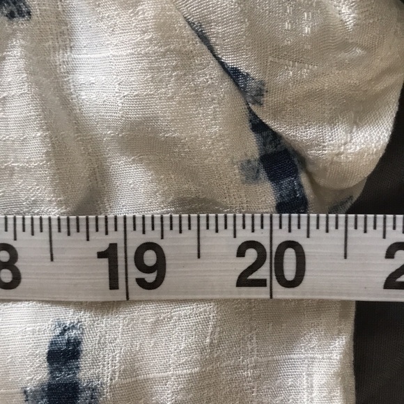 Universal Thread Flutter Short Sleeve - Picture 9 of 10